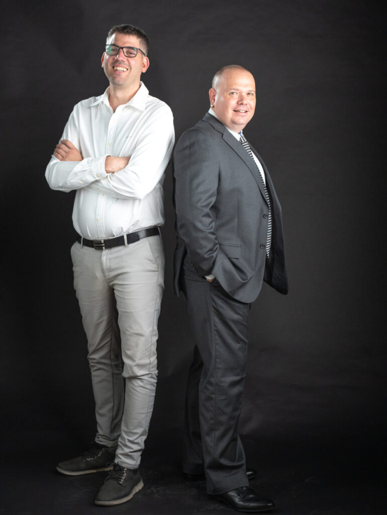 owners of simplybit